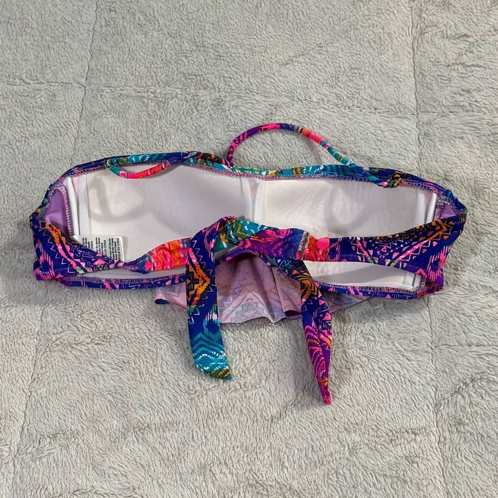 Jessica Simpson Womens Vibrant Bright Trippy Aztec‎ Pattern Bikini Top Medium - Picture 2 of 3
